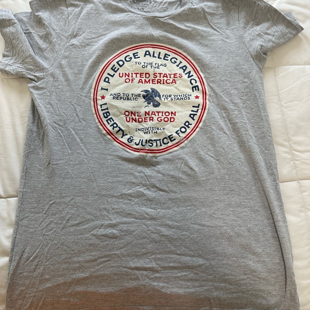 Used- Graphic Short Sleeve L Tee